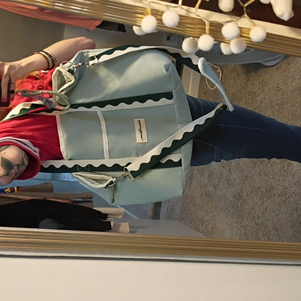 Business And Pleasure Insulated Pool Bag - Picture 2 of 8